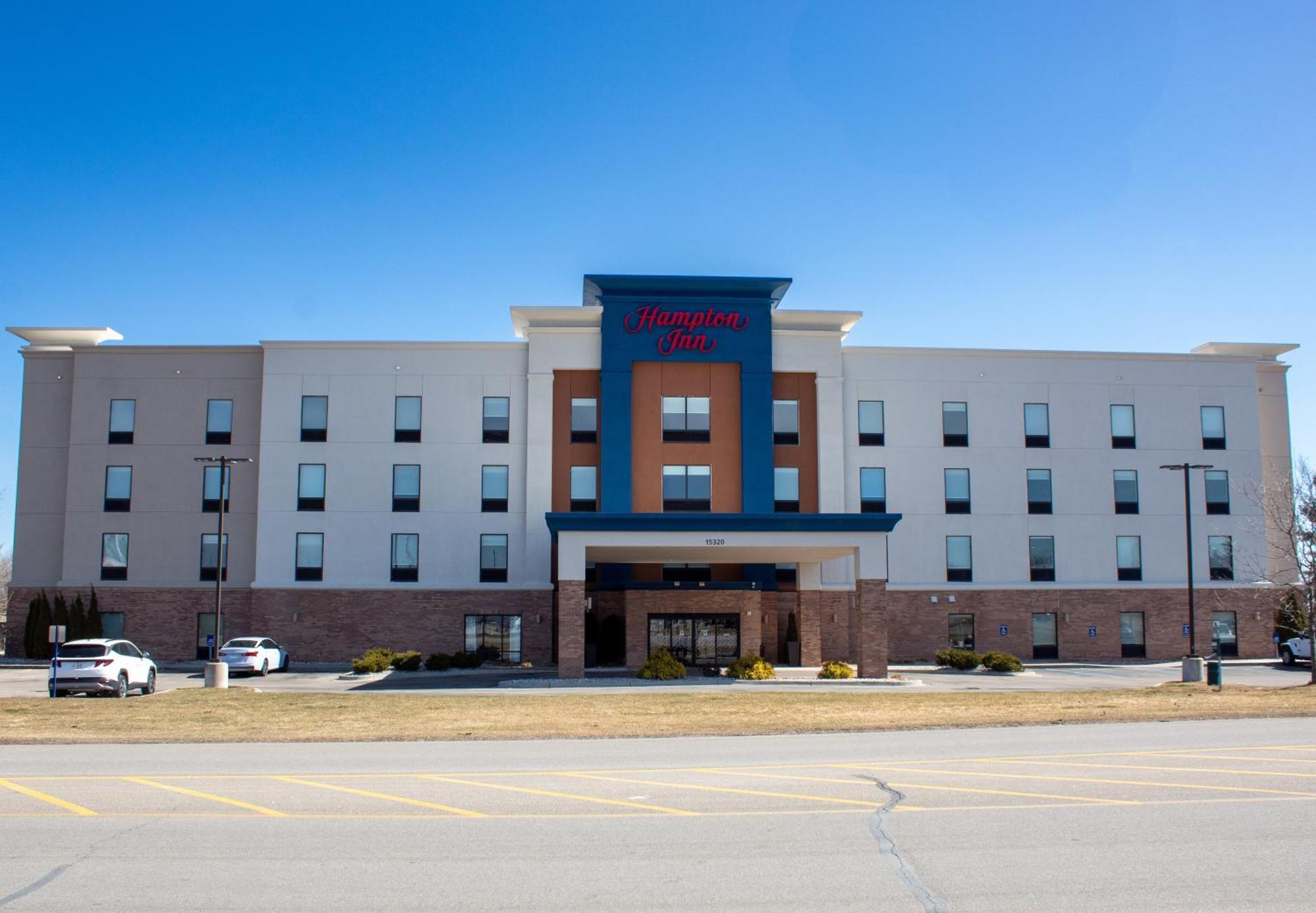 Hampton Inn&Suites Big Rapids, Mi Exterior foto
