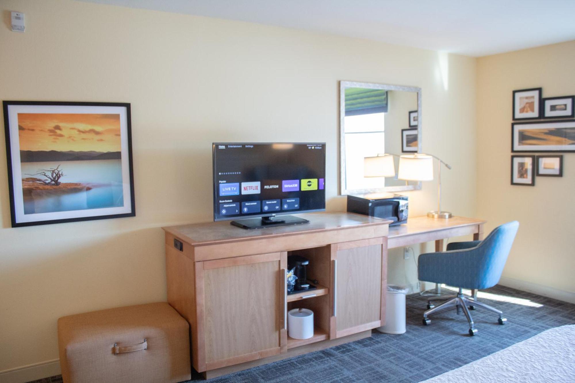 Hampton Inn&Suites Big Rapids, Mi Exterior foto